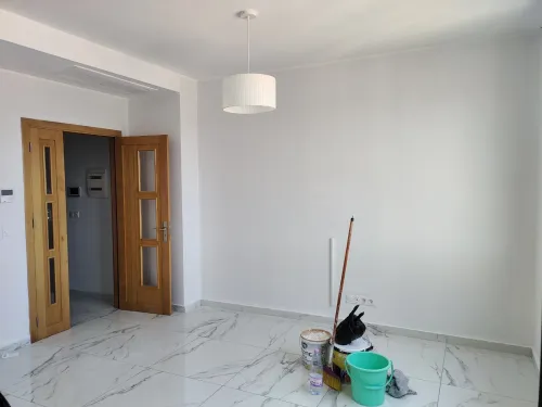 peintre  qualifié