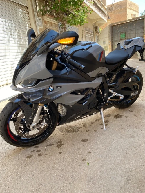 BMW M 2024 M1000rr