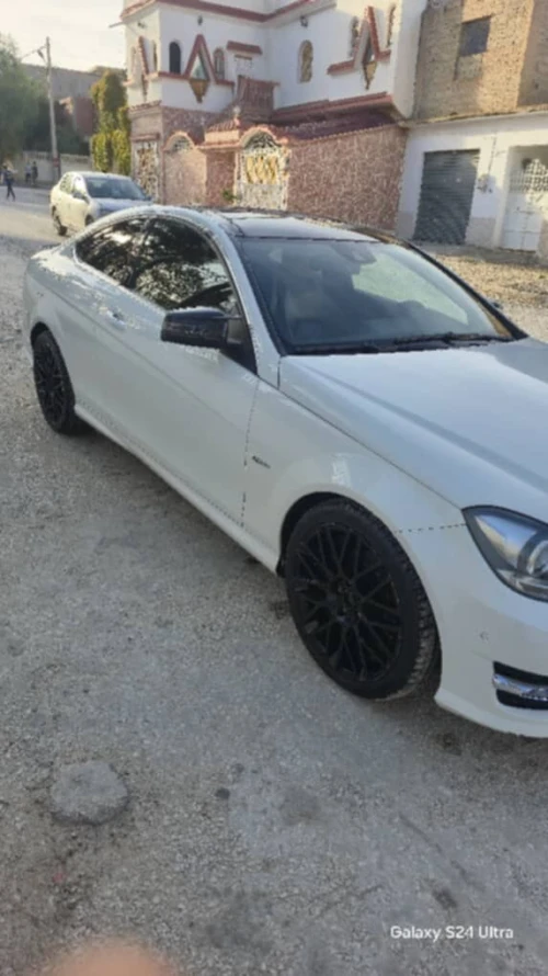 Mercedes Classe C 2012 250 pack sport AMG