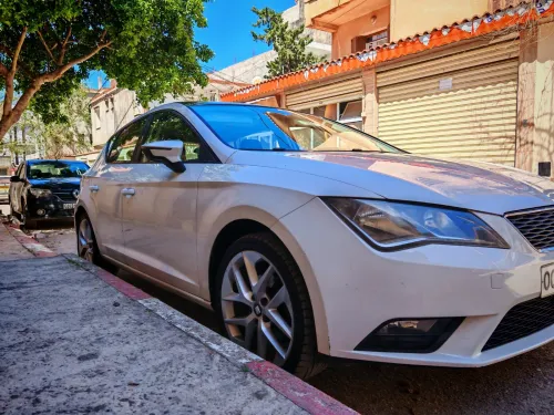 Seat Leon 2014 Style avec toit ouvrant