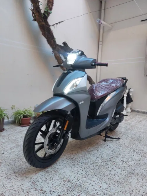 SYM ST NWE 200 2025