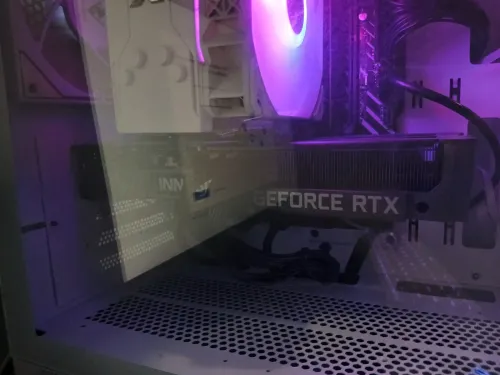 Pc gamer (pc, moniter, mouse and keyboard)