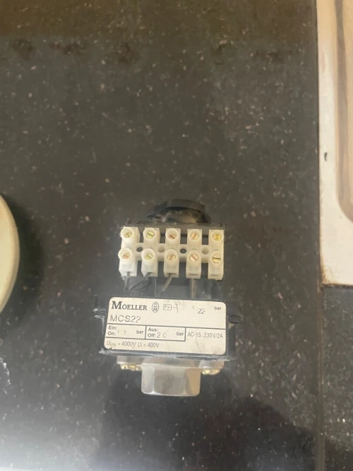 Pressostat-manostat Moeller MCS22