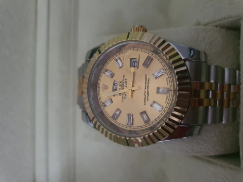 MONTRE ROLEX AA+