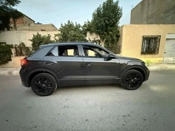Volkswagen T-Roc 2025 Black edition