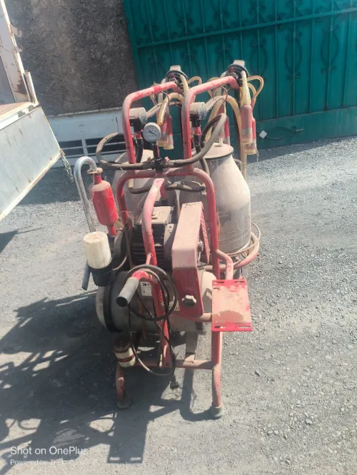 Machine à traire (Trayeuse)