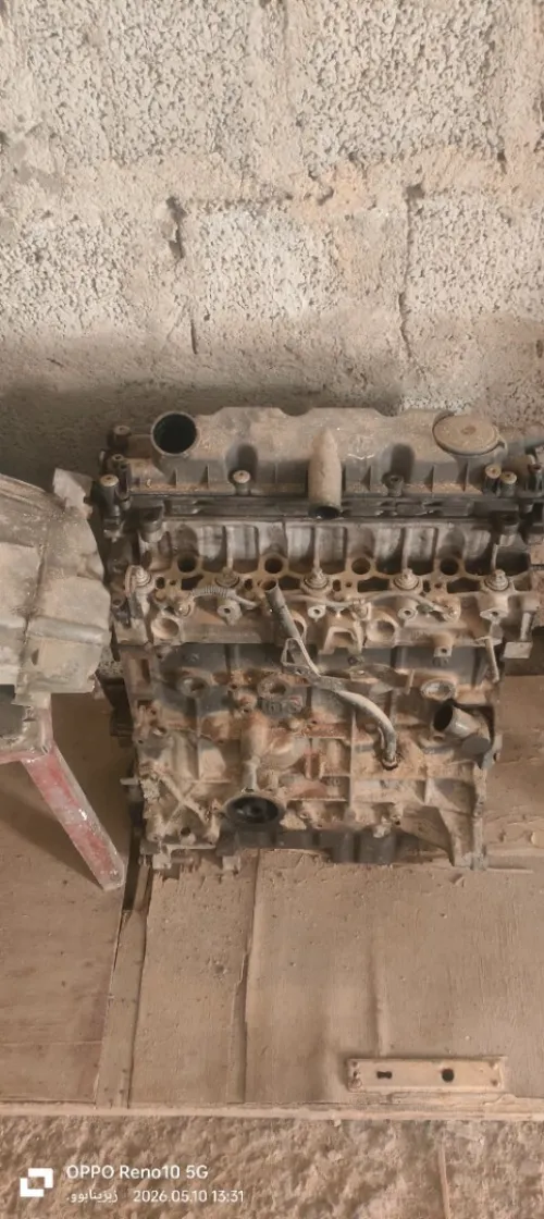 بطيمة  hd90فيها بيت كوسيني لاسقة المتور كان راكب في 307 ماينقص مايسخن