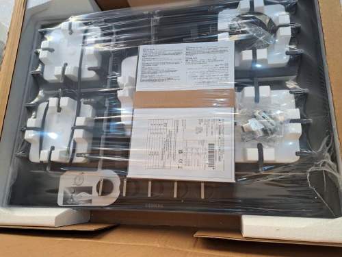 PLAQUE DE CUISSON SIEMENS 5 FEUX 75CM IQ500 EN VERRE TREMPÉ 