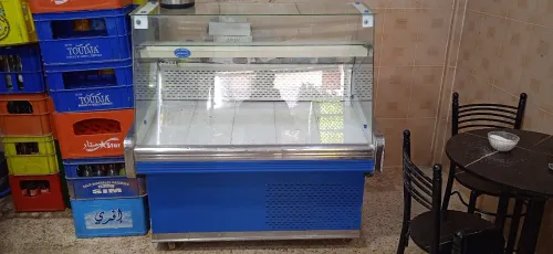 Frigo présentoir