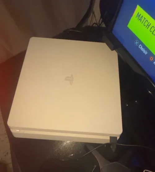 play station 4