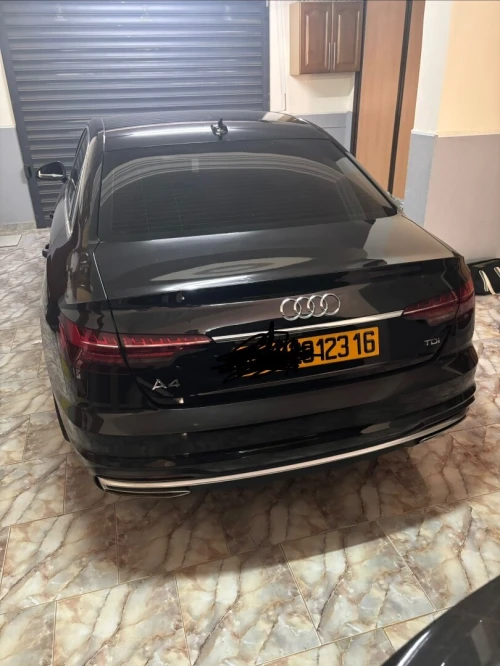 Audi A4 2023 