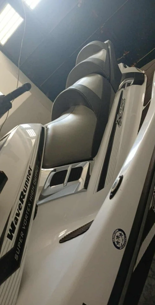 Jet ski
