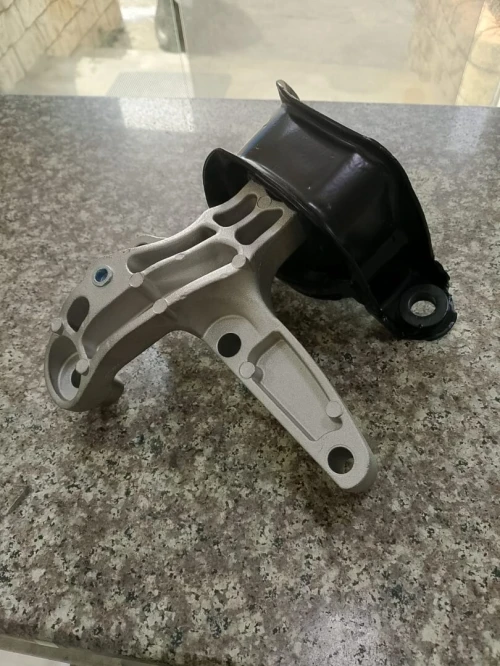 SUPPORT MOTEUR -D- 1.5 DCI QASHQAI J11  X-TRAIL T32