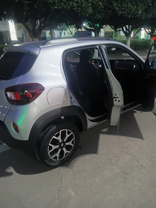 Renault Kwid 2023 Outsider
