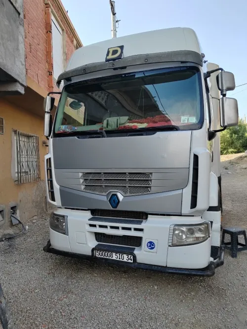 Renault Lander 440 DXI 2010
