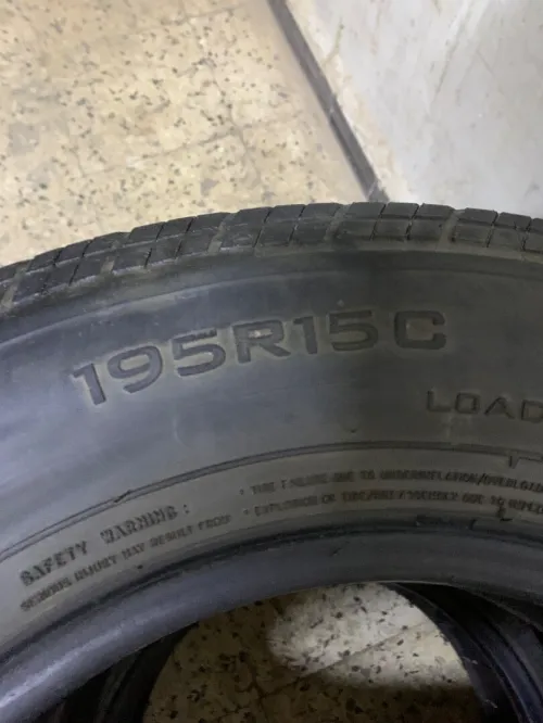 3 pneus 195 R15c