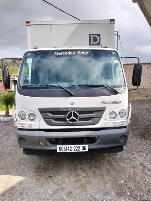 Mercedes man Accelo 915 2022