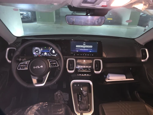 Kia Sonet  2025 Luxry fulle option