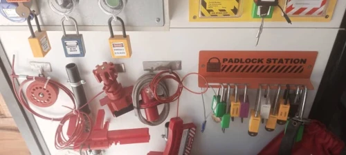 TAGOUT LOCK OUT CONSIGNATION ÉLECTRIQUE