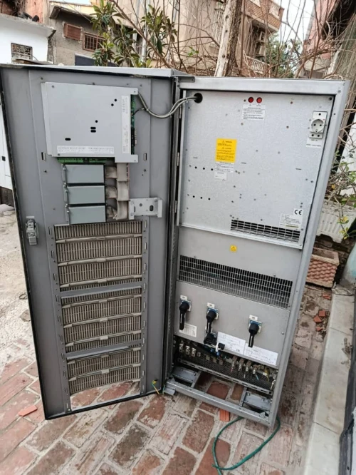 Onduleur 60kva marque EMERSON