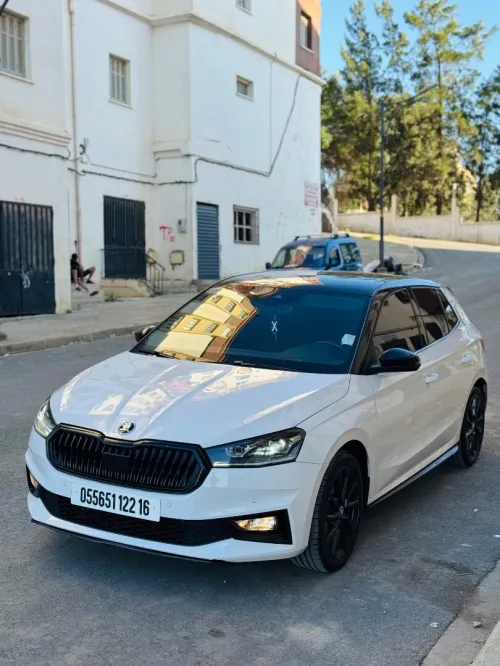 Skoda Fabia 2022 Style (avec toit panoramique)