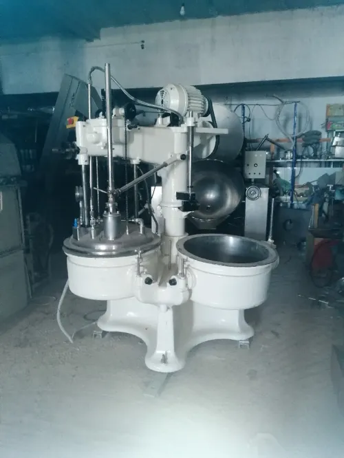 Cuiseur double bac 70 kg 