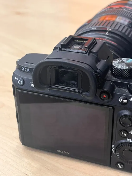 SONY 7 III