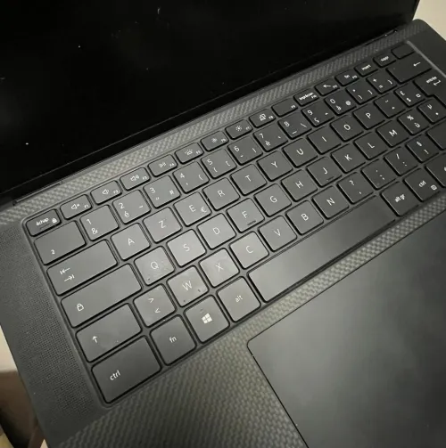 DELL XPS 15  i5 10eme 8gb 512gb ECRAN 15" FULL HD 