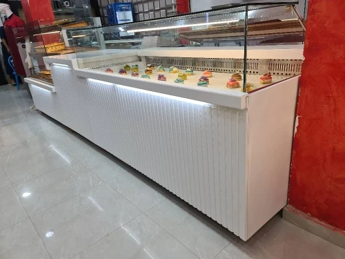 PRÉSENTOIR PÂTISSERIE ET FAST FOODa