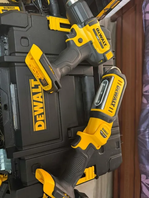 Lot DeWalt