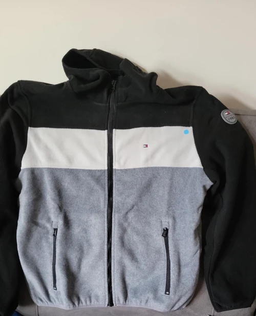 Ralph Lauren Tommy Hilfiger Columbia Levis 