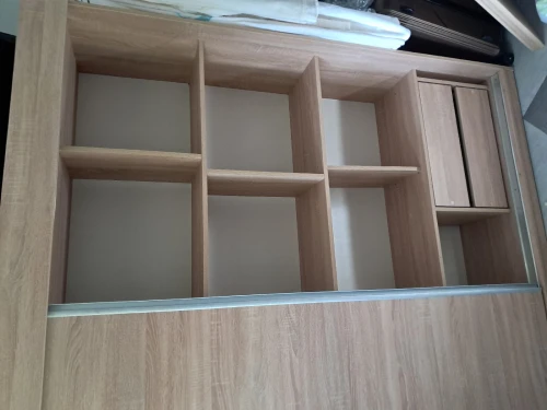 Armoire coulissante en excellent etat