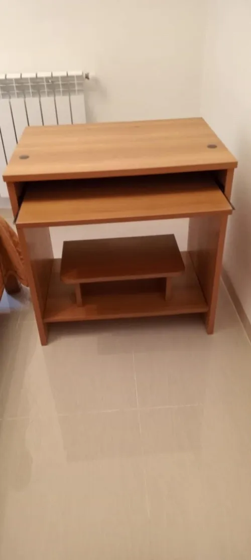 Table / Bureau