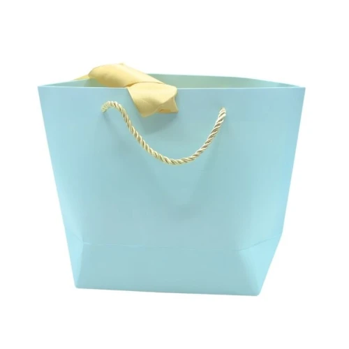 SAC EN PAPIER POUR LES CADEAUX FIN D'ANNEE 