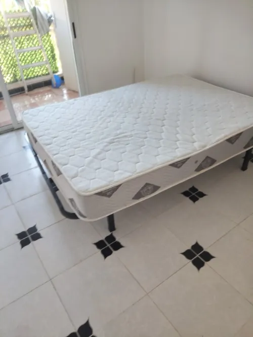 Lit et matelas 140