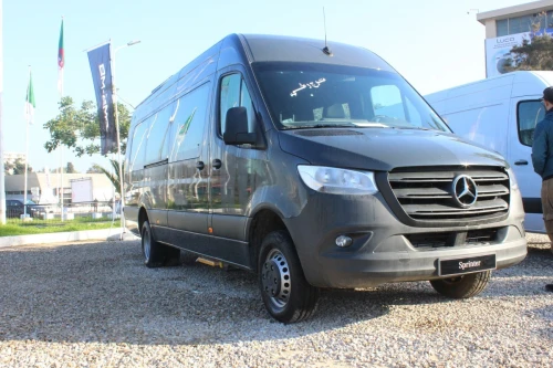 LOCATION BUS MERCEDES SPRINTER 22 PLACES