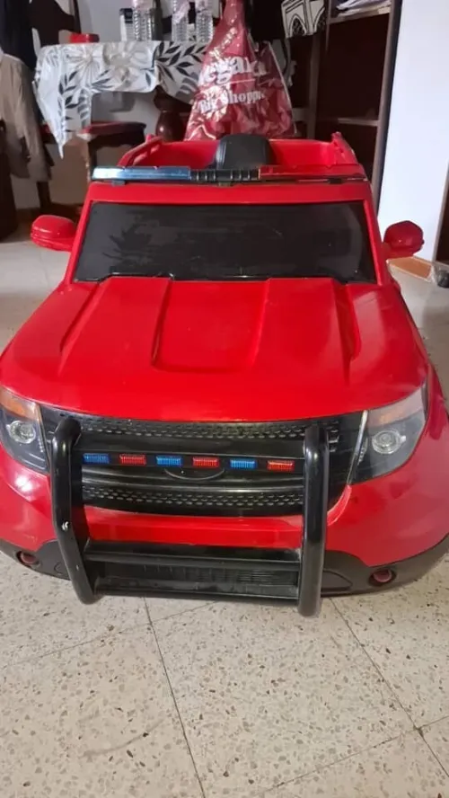 VOITURE POUR ENFANT