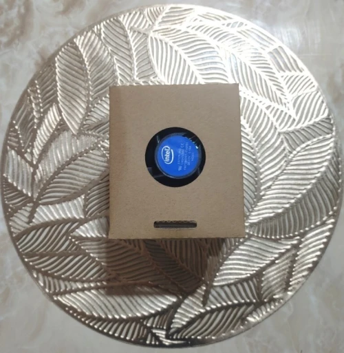 Processeur Intel i3-8100 a vendre 