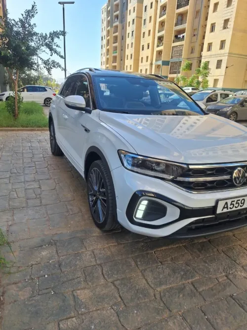 Volkswagen T-Roc 2024 R-Line 