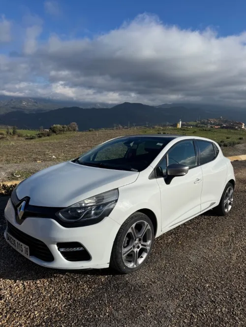 Renault Clio 4 2015 GT Line +