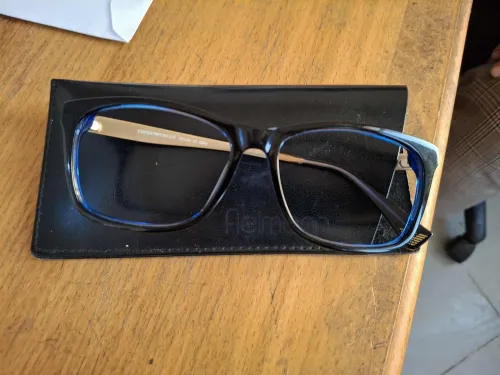 monture Emporio Armani