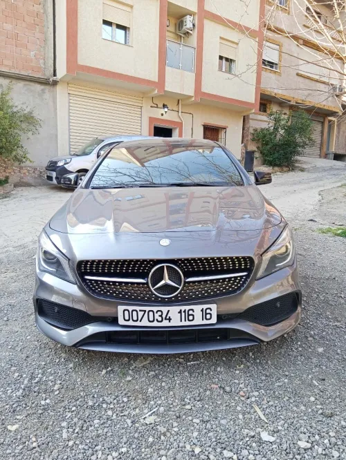 Mercedes CLA 2016 Coupé Exclusif + AMG 