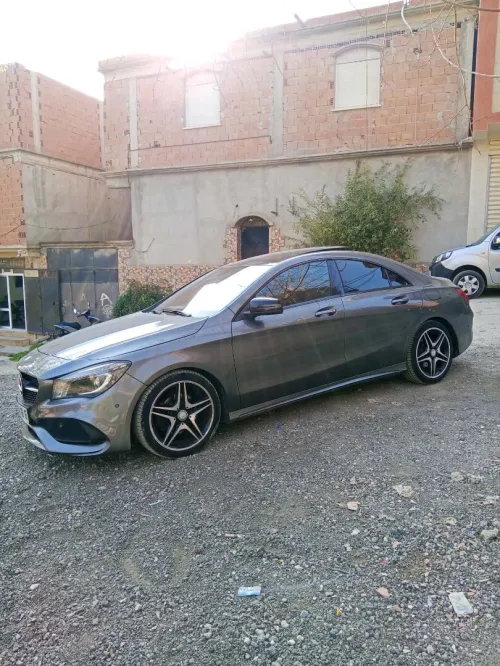Mercedes CLA 2016 Coupé Exclusif + AMG 