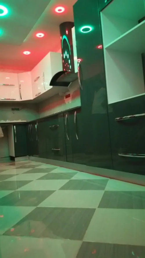 Cuisine moderne en Highgloss et MDF 