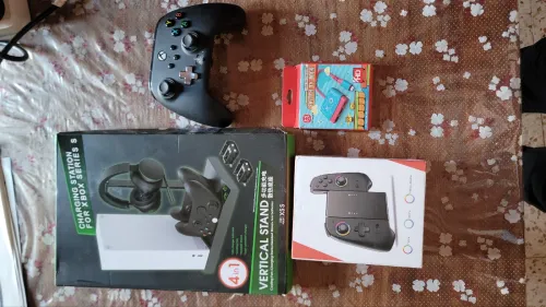 2 battery pour manette + ventilateur Xbox series s + nintendo switch adatper pour TV