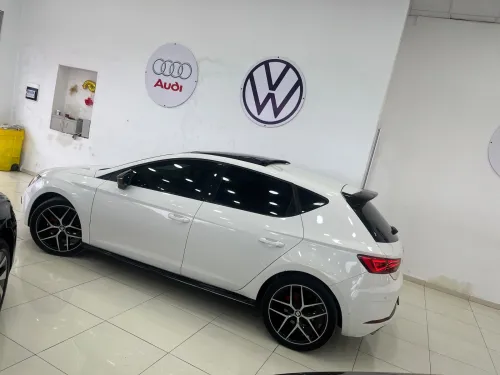 Seat Leon 2019 Beats