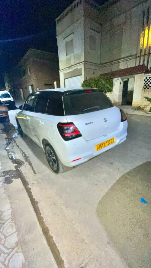 Suzuki Swift 2025 Monti karlo