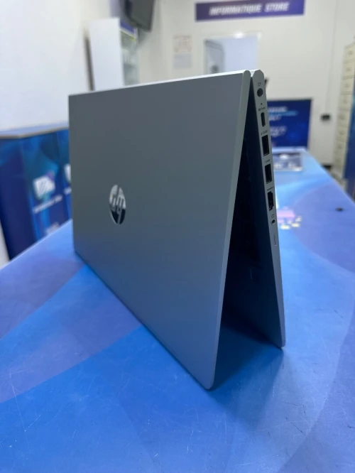 HP PROBOOK 450 G9  CORE : INTEL i3 - 1215U DISC :  256 GB  (SSD)  RAM : 08 GB  