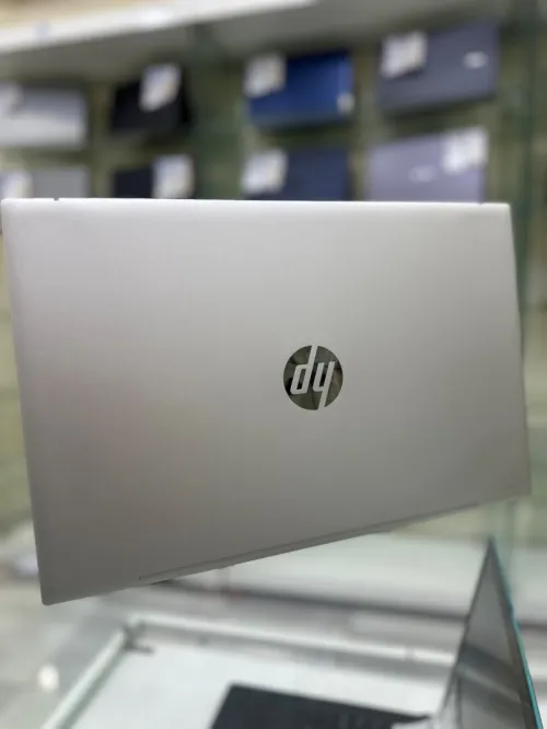 HP PAVILION 15  CORE : i3/ 1165G7  DISC : 256 GB  (SSD) RAM : 08 GB  