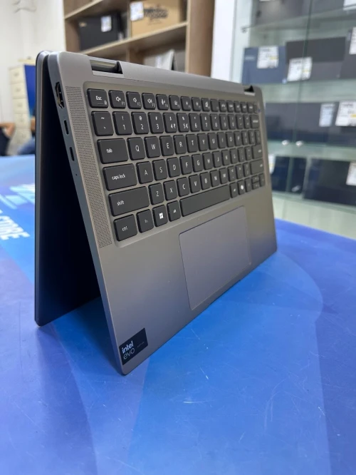 DELL LATITUDE 7450 X360 CORE : ULTRA 5 135U DISC : 512 GB  (SSD)  RAM : 32 GB  